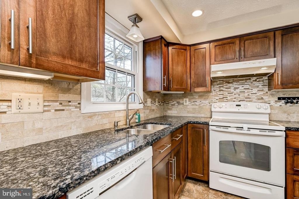1209 Crockett Lane - Photo 24