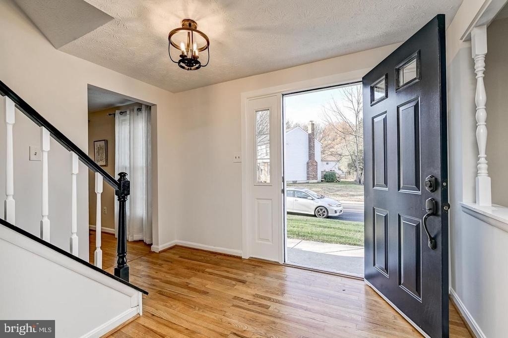 1209 Crockett Lane - Photo 5