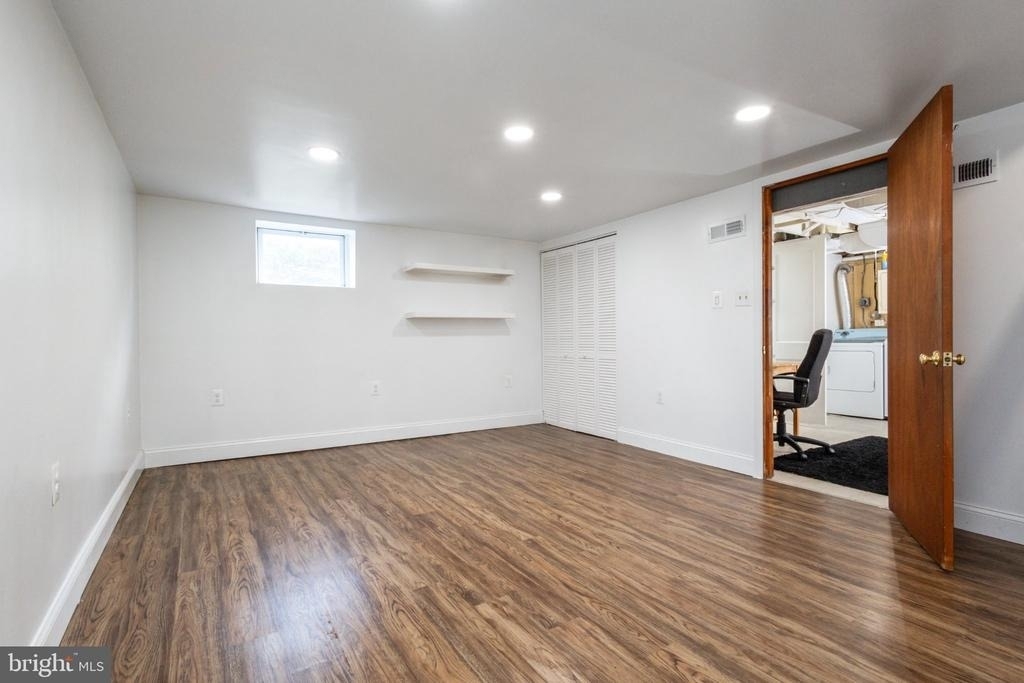 12007 Livingston Street - Photo 4