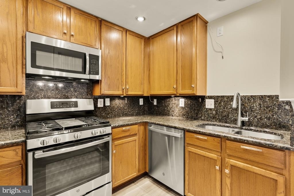 640 Orchard Ridge Drive - Photo 10
