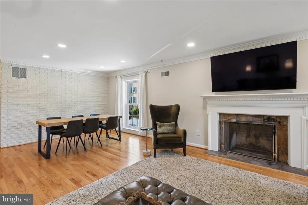 10931 Wickshire Way - Photo 15