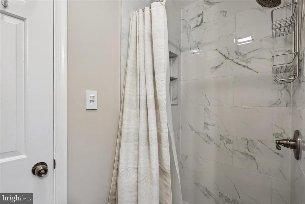 10931 Wickshire Way - Photo 28