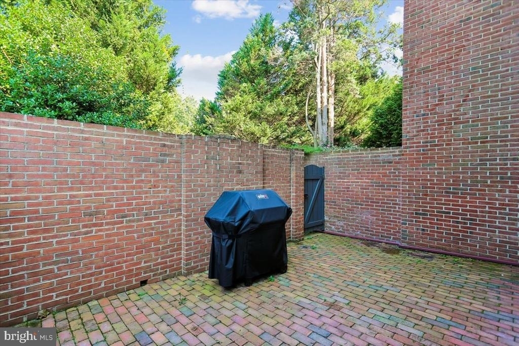 10931 Wickshire Way - Photo 41