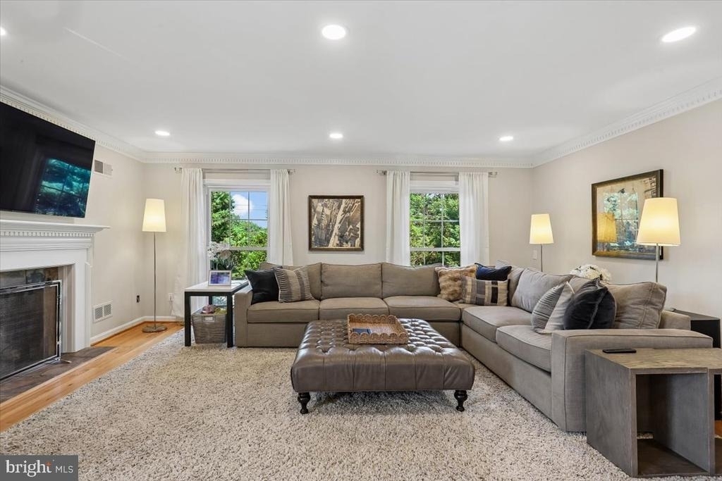10931 Wickshire Way - Photo 12