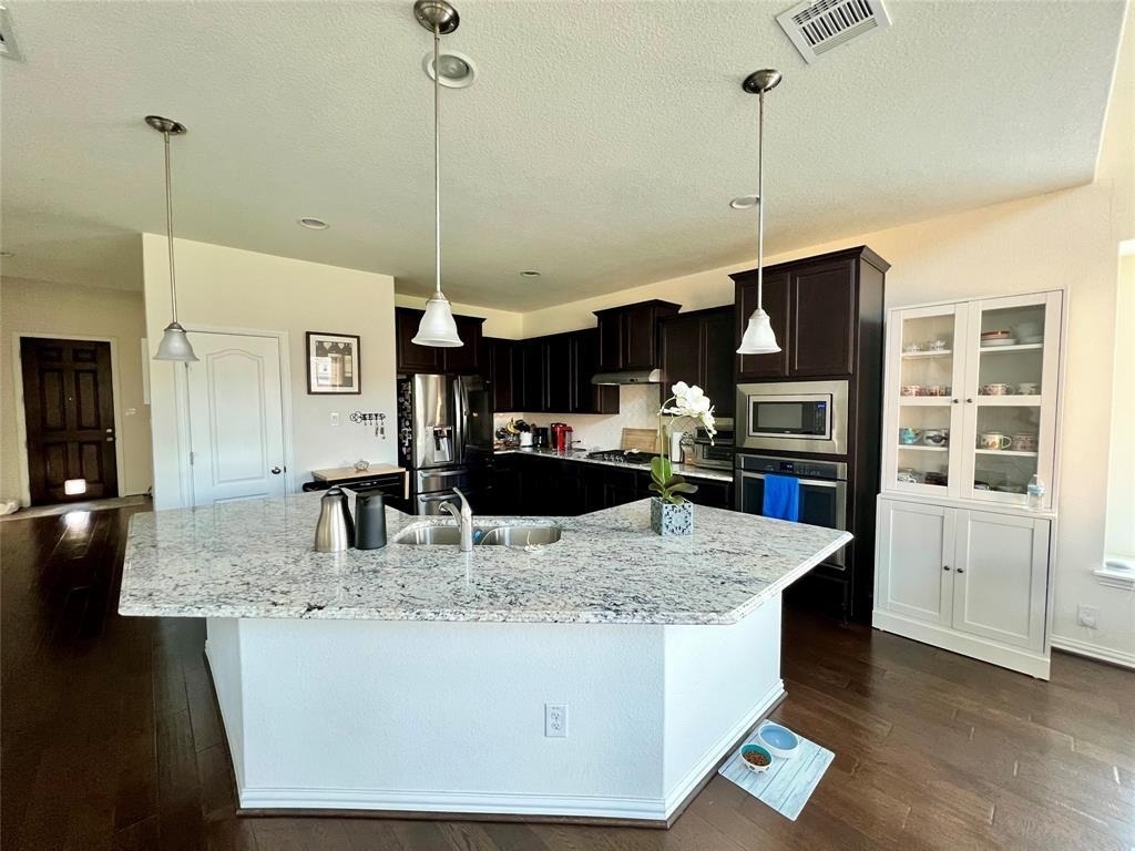 3900 Eland Dr - Photo 8