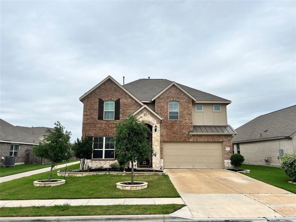 3900 Eland Dr - Photo 0