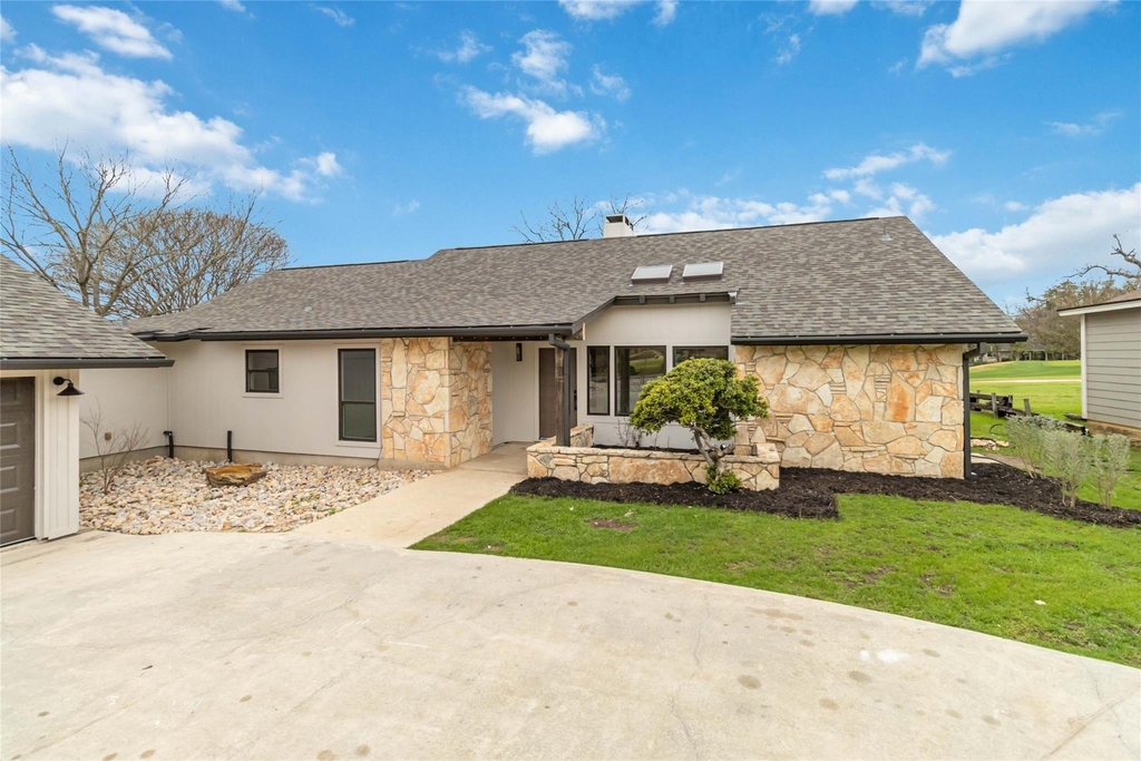 16 Country Ln - Photo 2