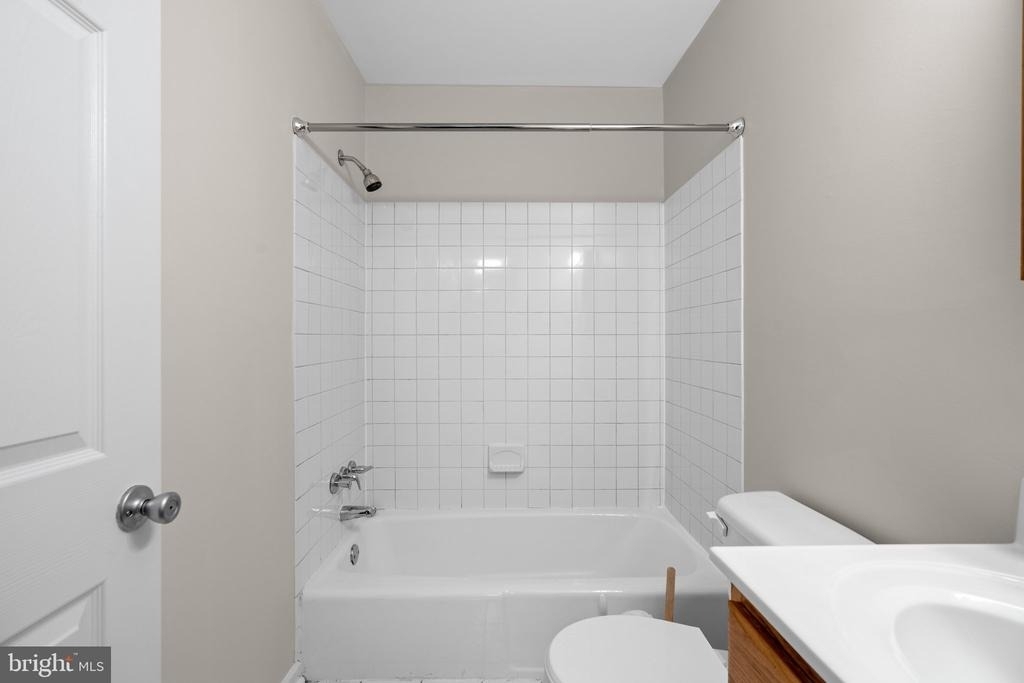 3612 Court House Drive - Photo 25