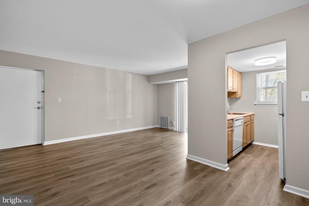 3612 Court House Drive - Photo 5