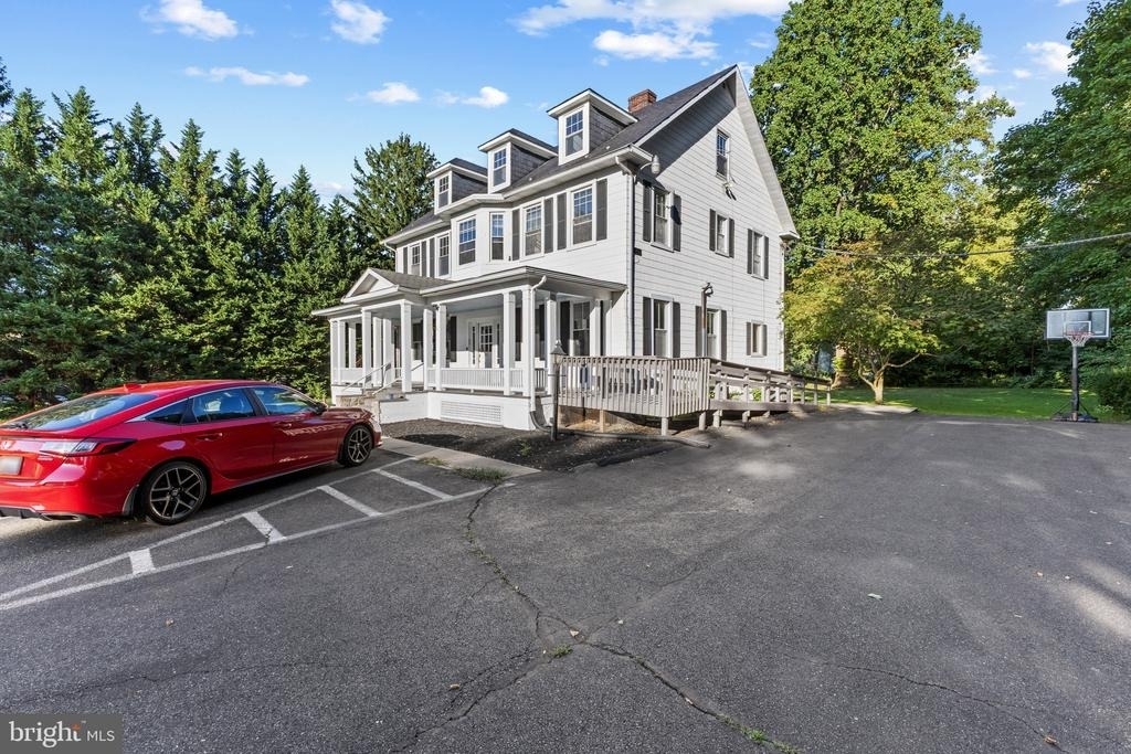 707 N Hickory Avenue - Photo 33