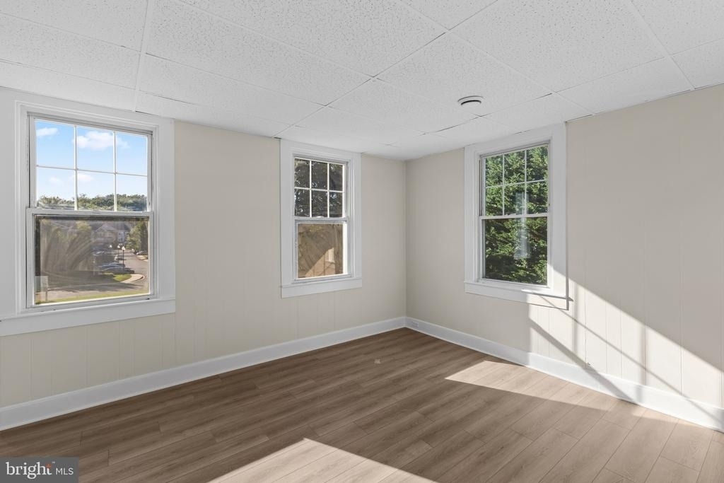 707 N Hickory Avenue - Photo 11