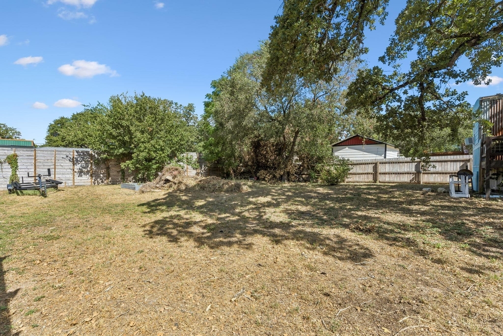 1106 Minnie Dr - Photo 24