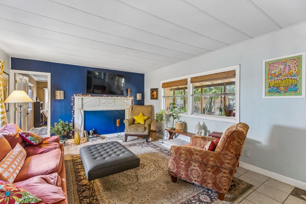 1106 Minnie Dr - Photo 6