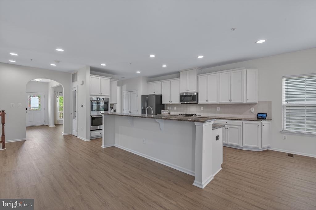 1423 Village Green Way - Photo 15