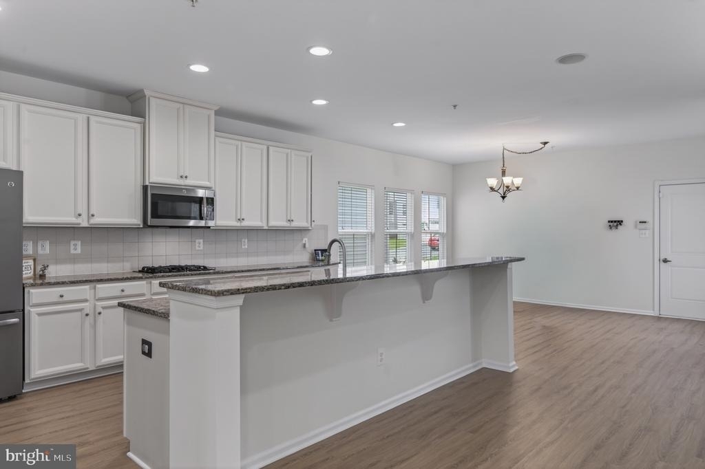 1423 Village Green Way - Photo 54
