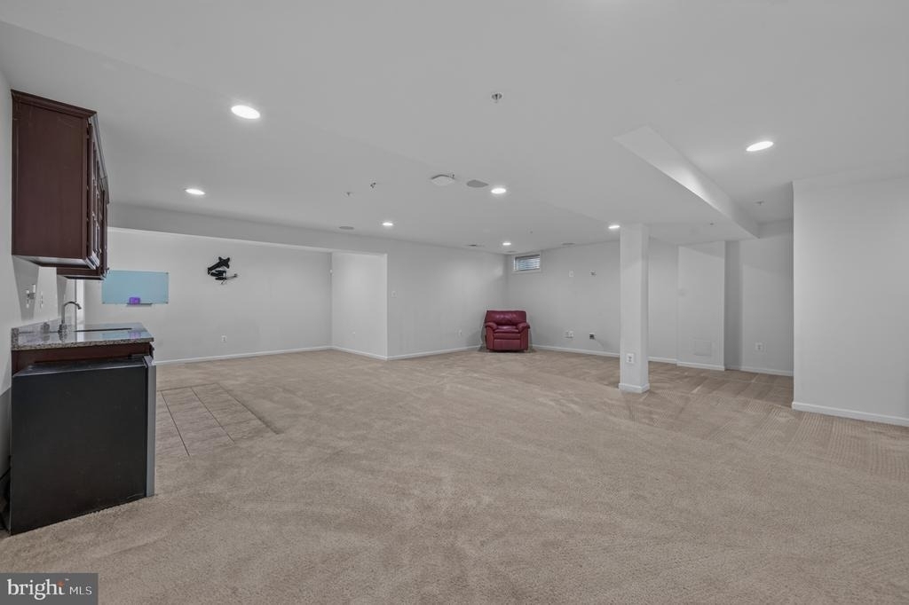 1423 Village Green Way - Photo 45