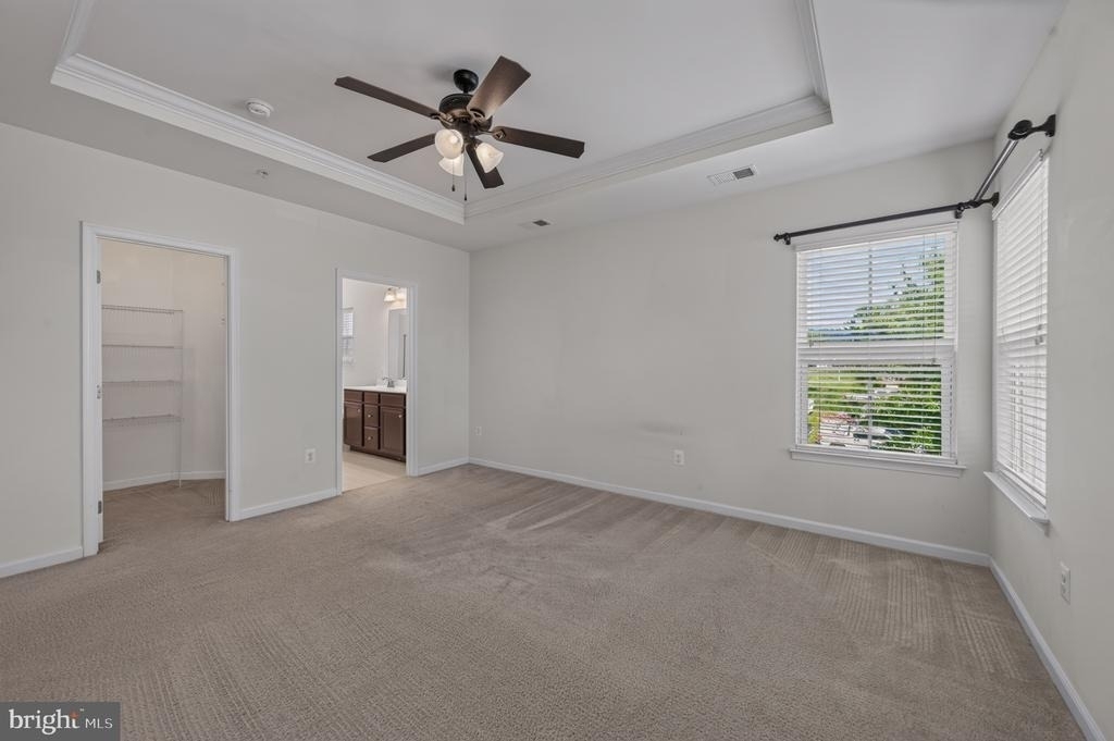1423 Village Green Way - Photo 25