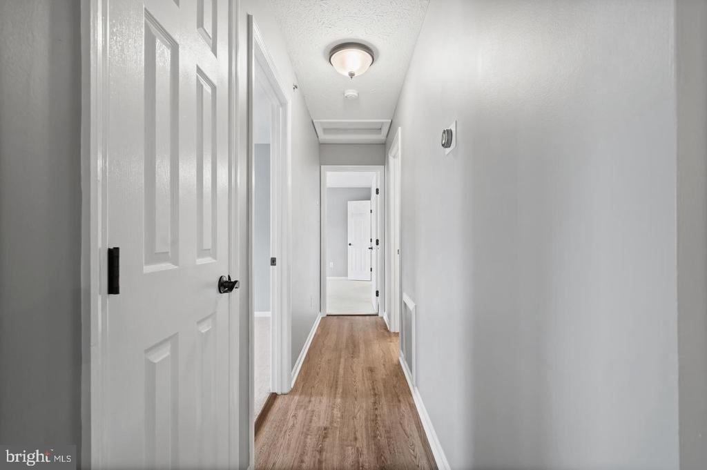 611 Himes Avenue - Photo 15