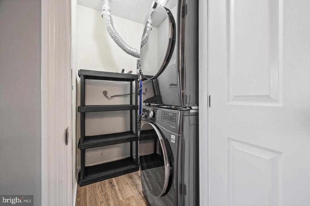 611 Himes Avenue - Photo 14
