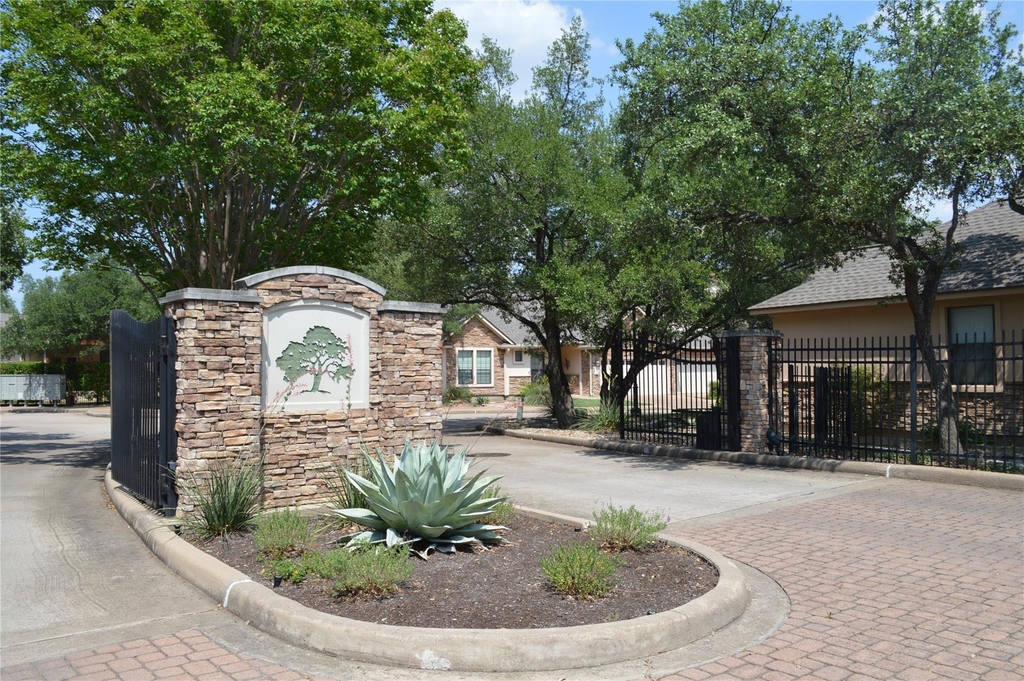 4200 Dot Dr - Photo 9