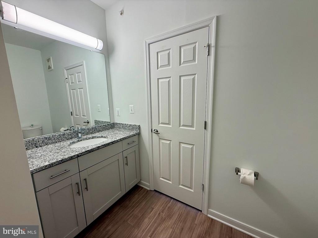 109 Charles Street - Photo 12