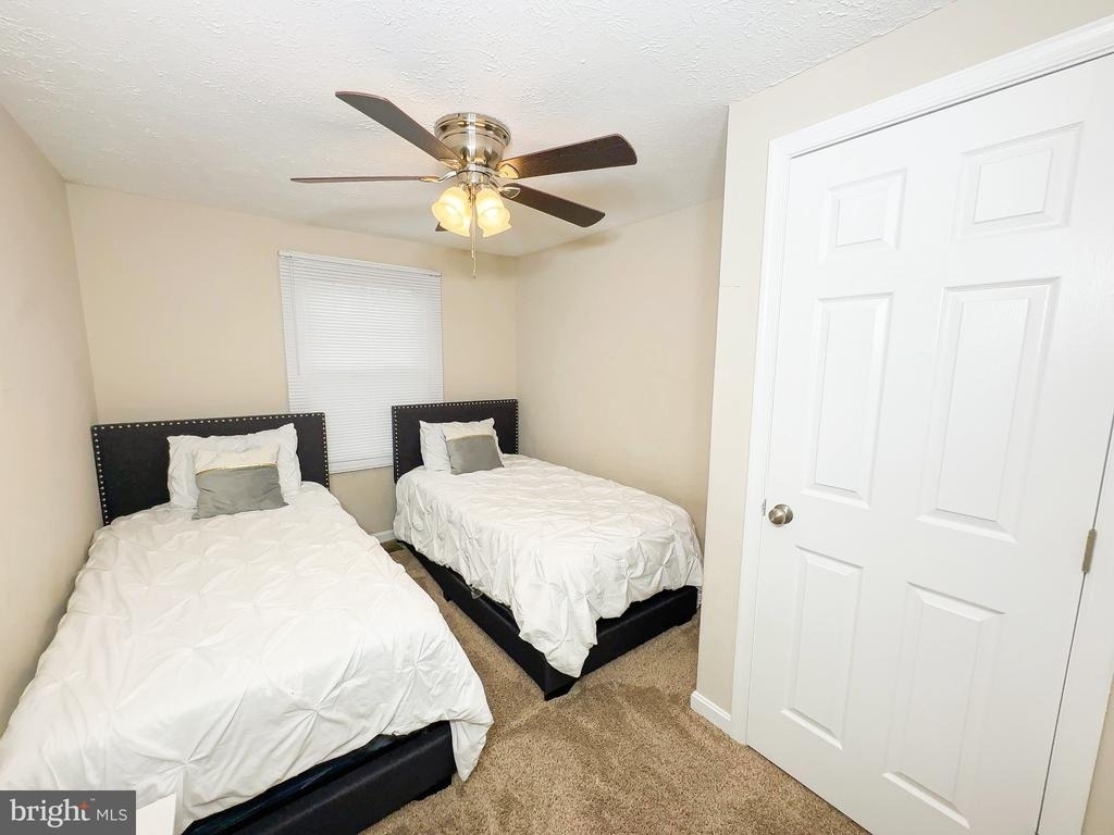 806 Truro Court - Photo 18