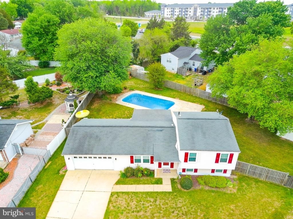 806 Truro Court - Photo 1