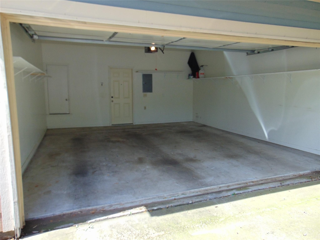 2417 Allred Dr - Photo 11