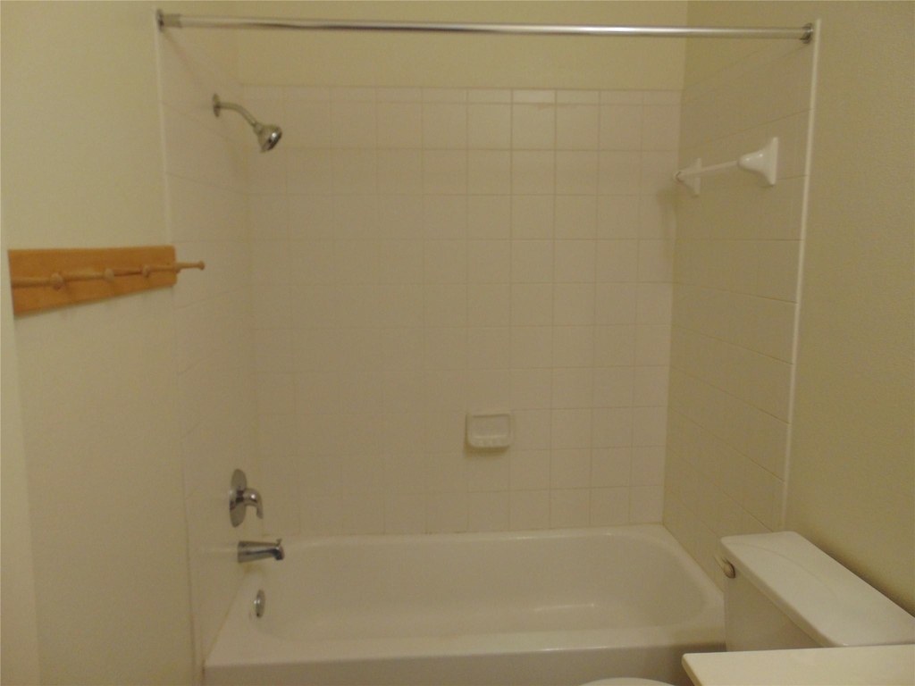2417 Allred Dr - Photo 5