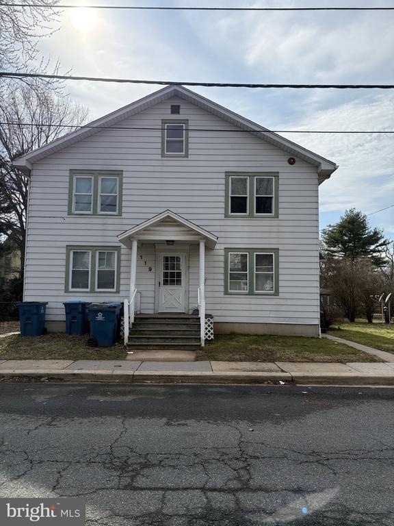 119 Maffitt Street - Photo 0