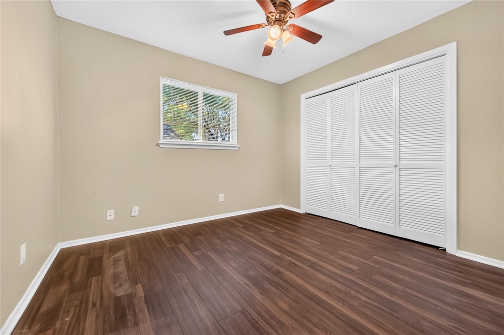 2201 Deadwood Dr - Photo 9
