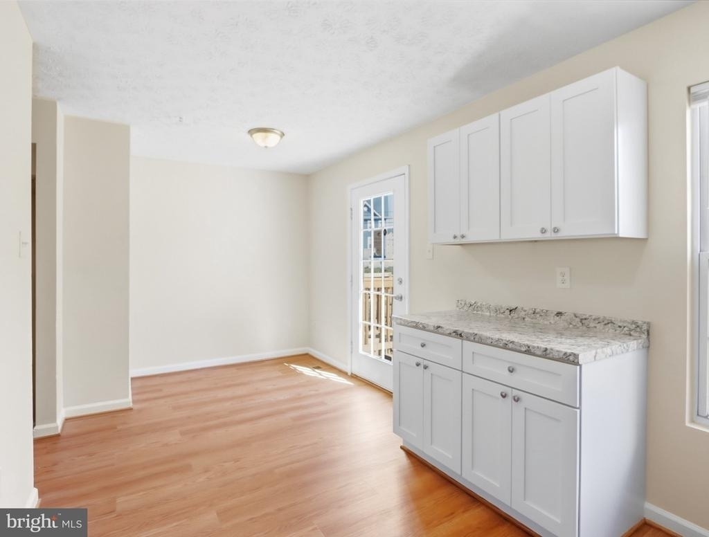 7805 Cornerstone Way - Photo 9