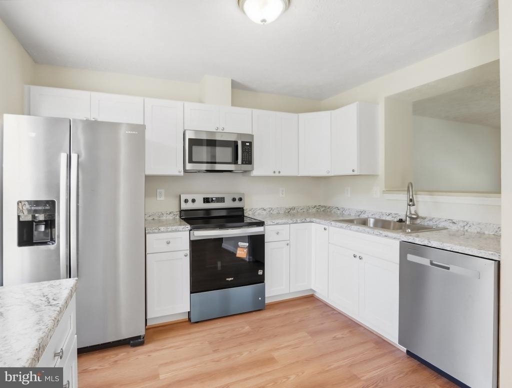 7805 Cornerstone Way - Photo 8