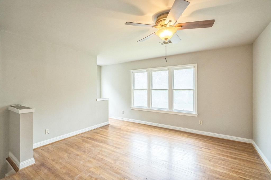 1402 Laurel St - Photo 14
