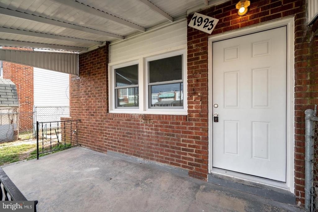7923 Eastdale Road - Photo 2
