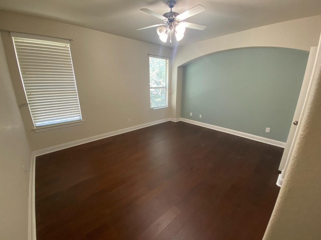 6708 Menchaca Rd - Photo 6