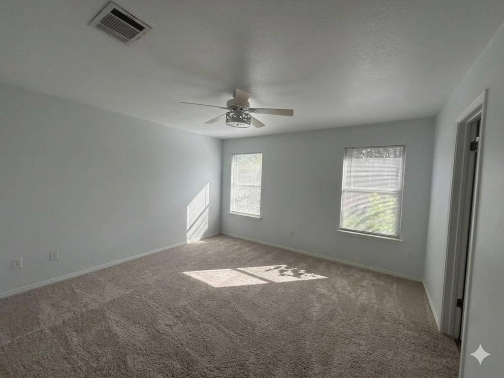 128 Grant Way - Photo 6