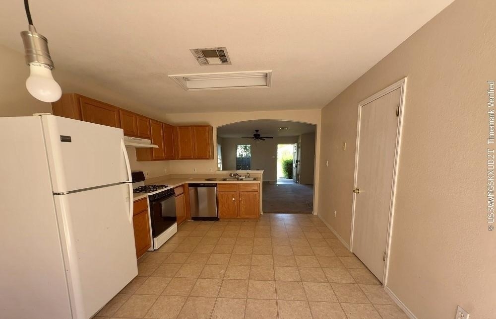 128 Grant Way - Photo 5