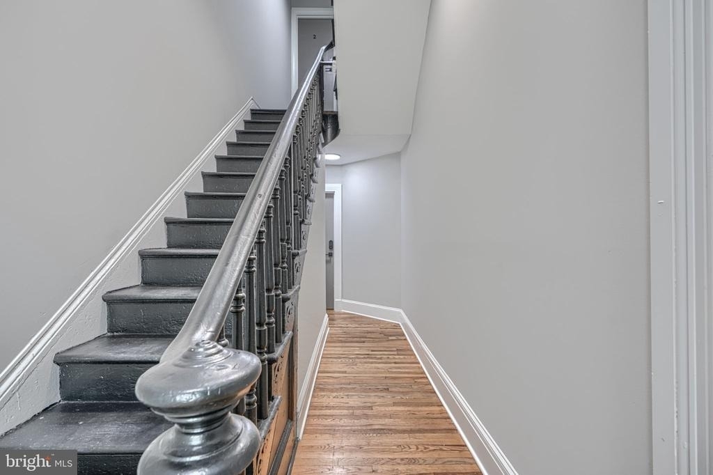1310 W Lexington Street - Photo 20