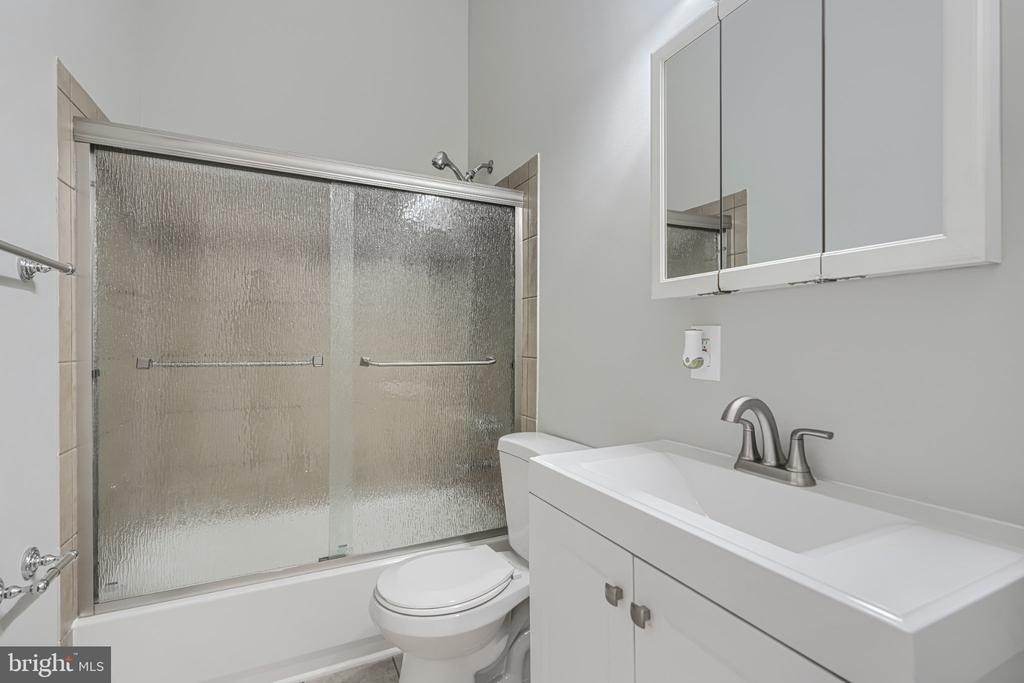 1310 W Lexington Street - Photo 15