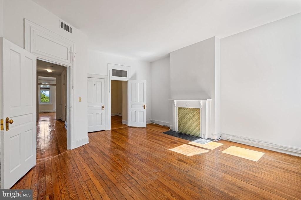 2444 Eutaw Place - Photo 44