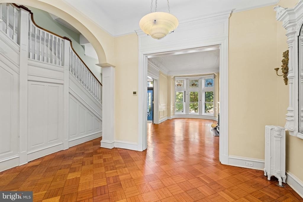 2444 Eutaw Place - Photo 13