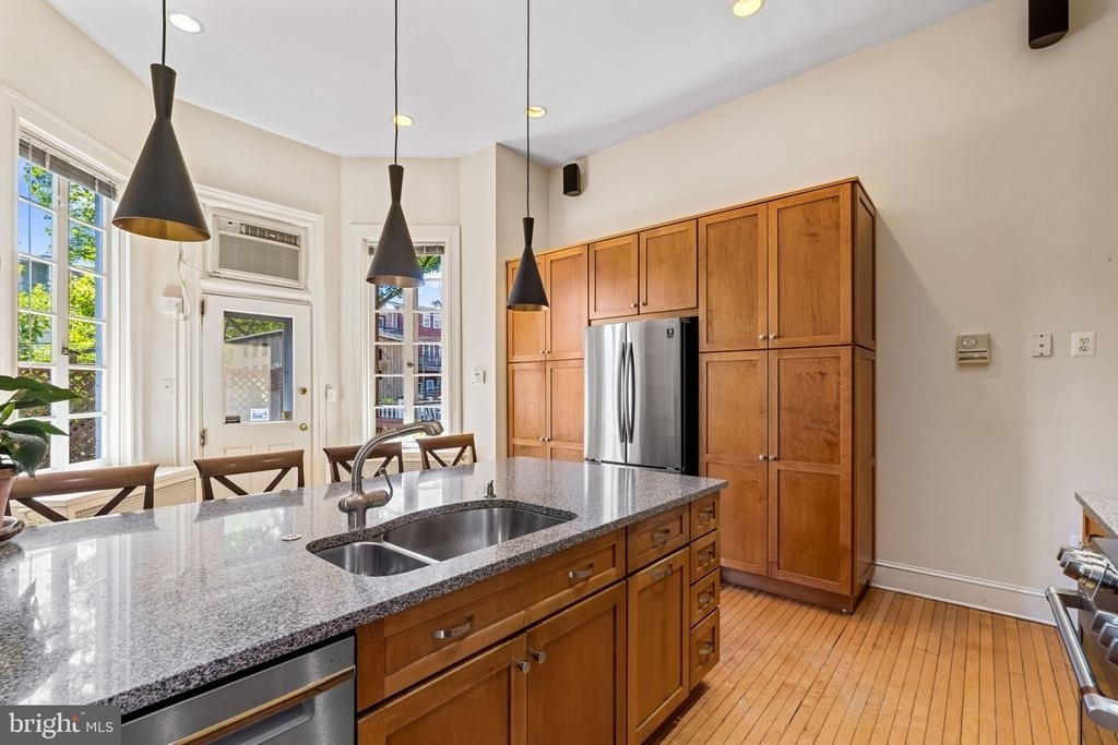 2444 Eutaw Place - Photo 23