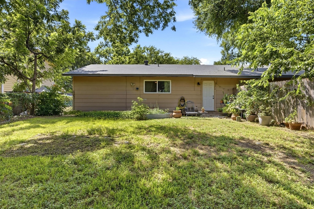 409 Lake Creek Cir - Photo 10