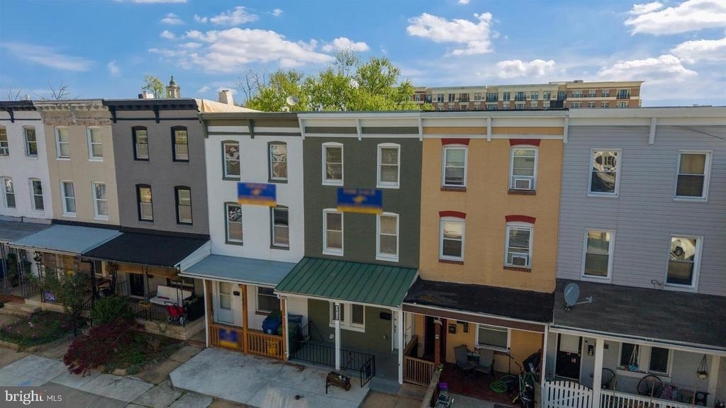 3819 Roland Avenue - Photo 0