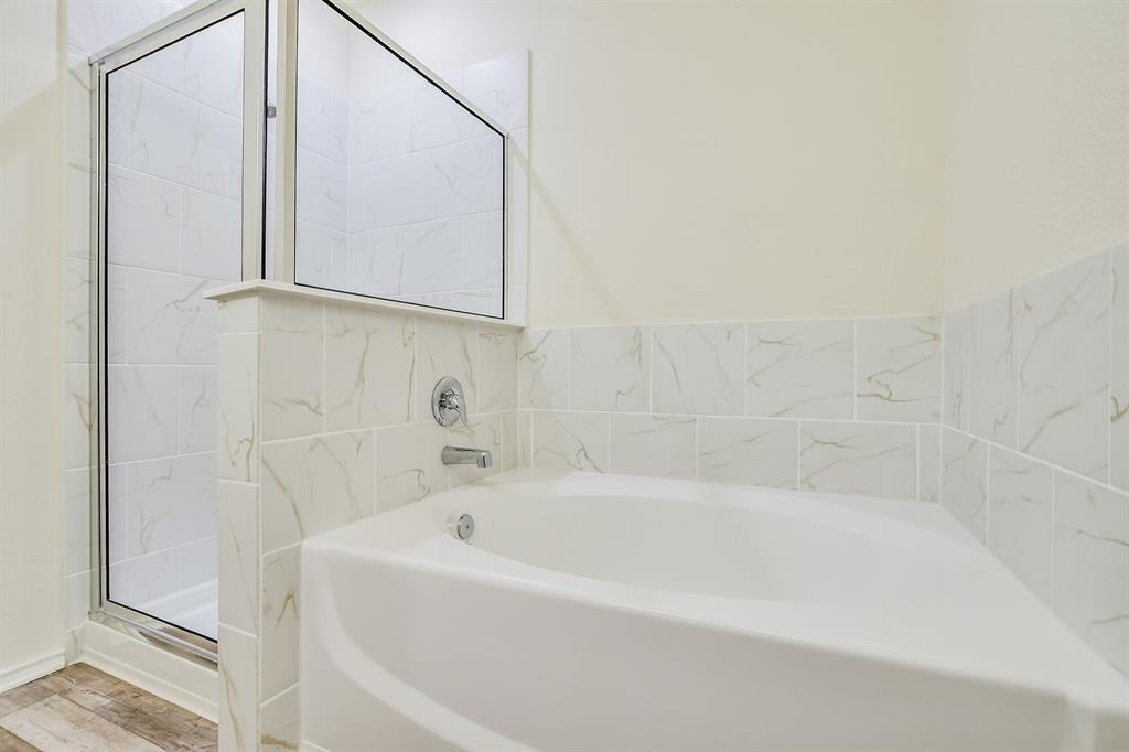 526 Purple Heart Dr - Photo 12