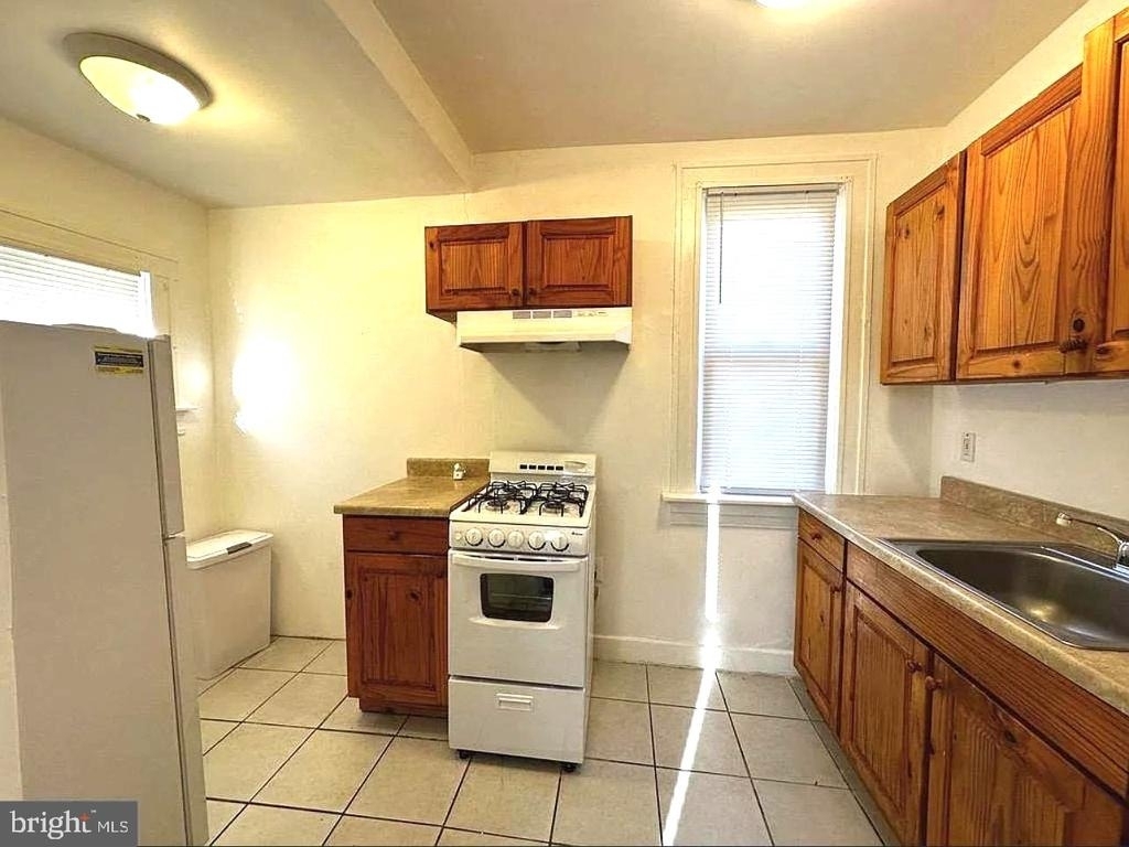 1105 Walnut Avenue - Photo 5