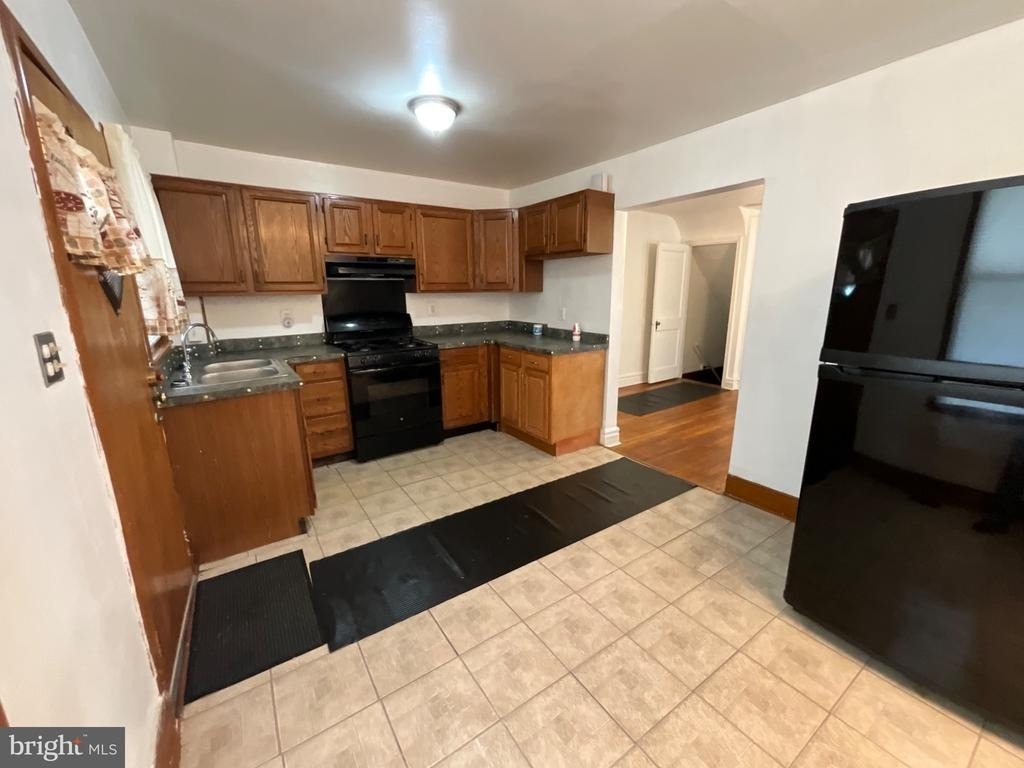 3018 E Larue Square E - Photo 3