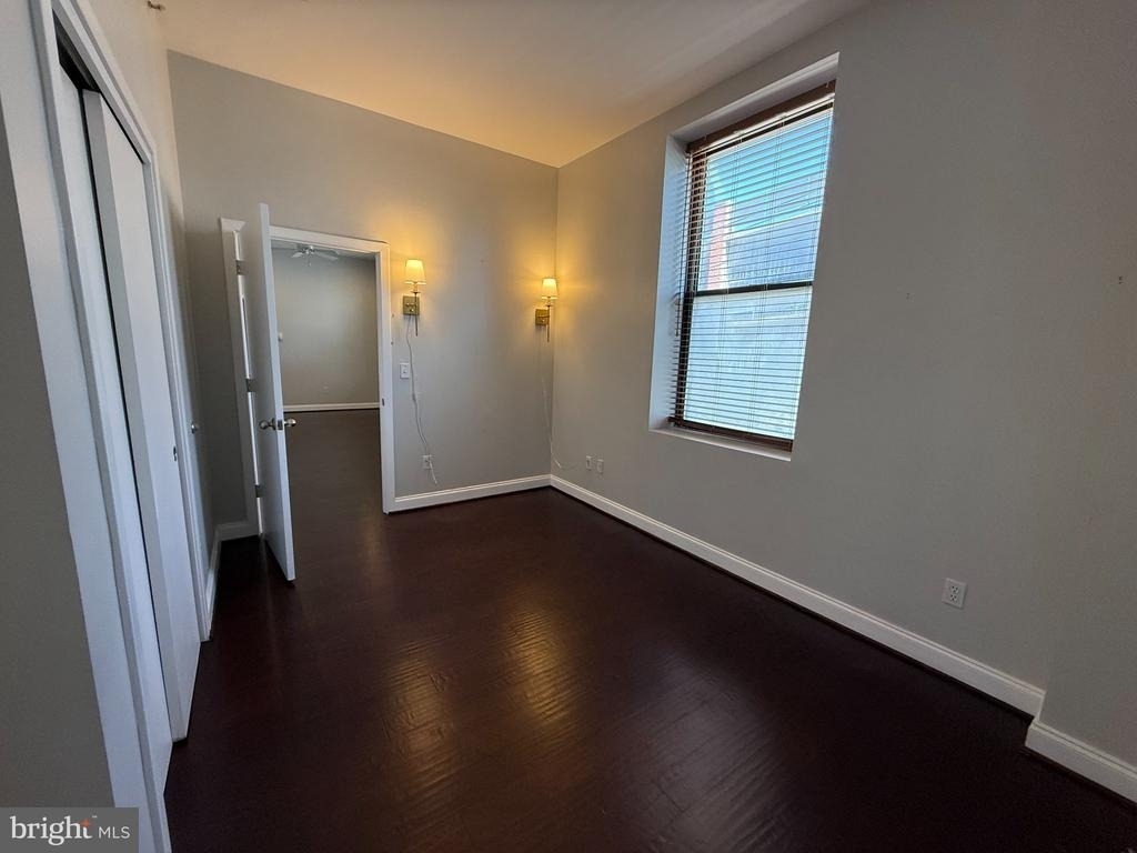 1211 Light Street - Photo 5