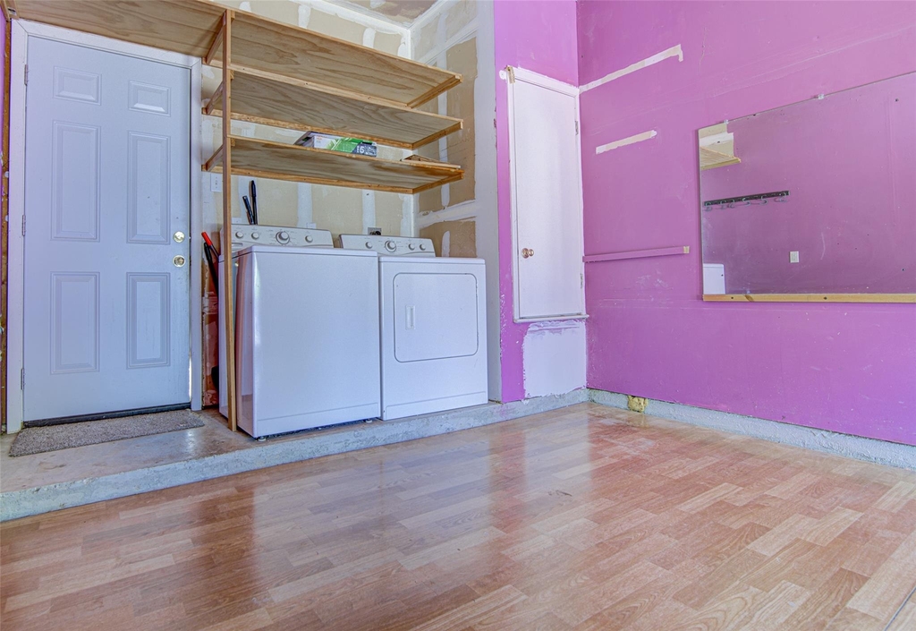 4605 Ribbecke Ave - Photo 7